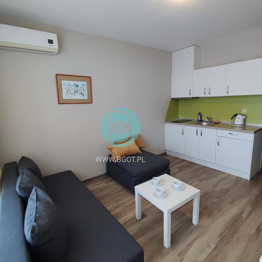 Sorrento Sole Mare - Apartments By The Beach Sveti Vlas Esterno foto