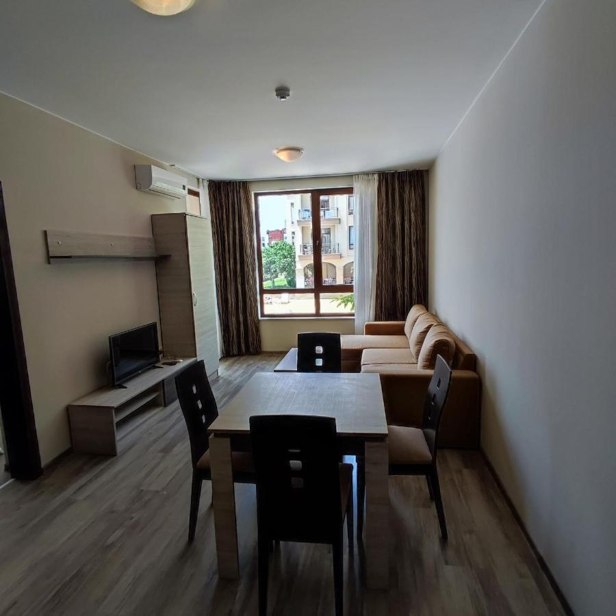 Sorrento Sole Mare - Apartments By The Beach Sveti Vlas Esterno foto