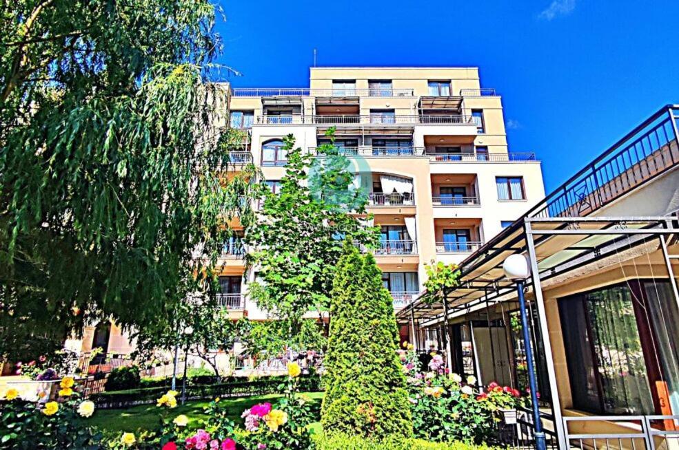 Sorrento Sole Mare - Apartments By The Beach Sveti Vlas Esterno foto