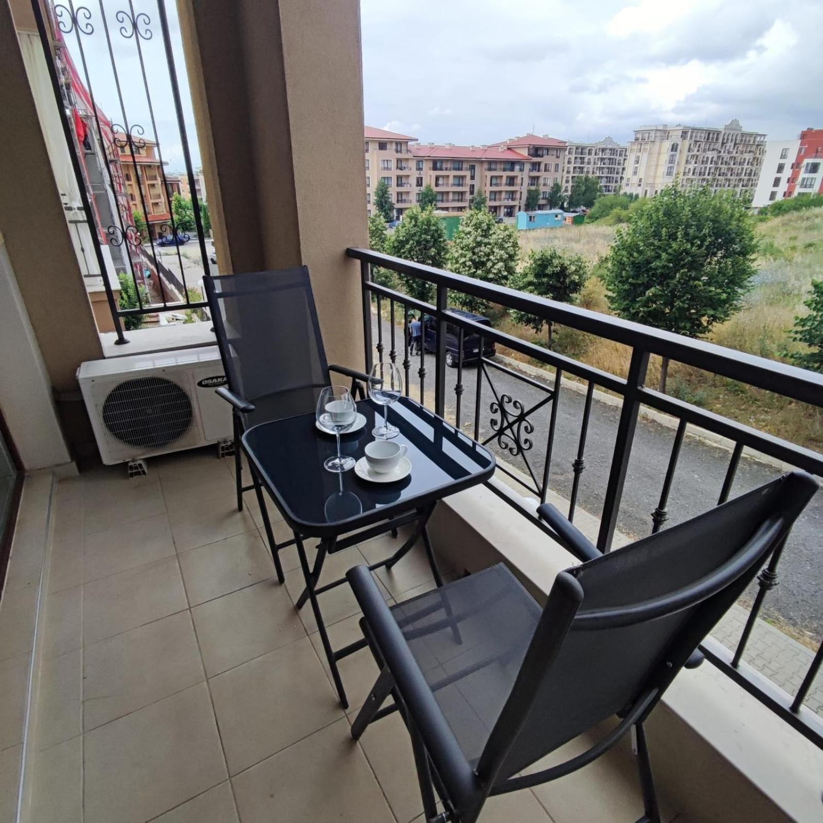 Sorrento Sole Mare - Apartments By The Beach Sveti Vlas Esterno foto
